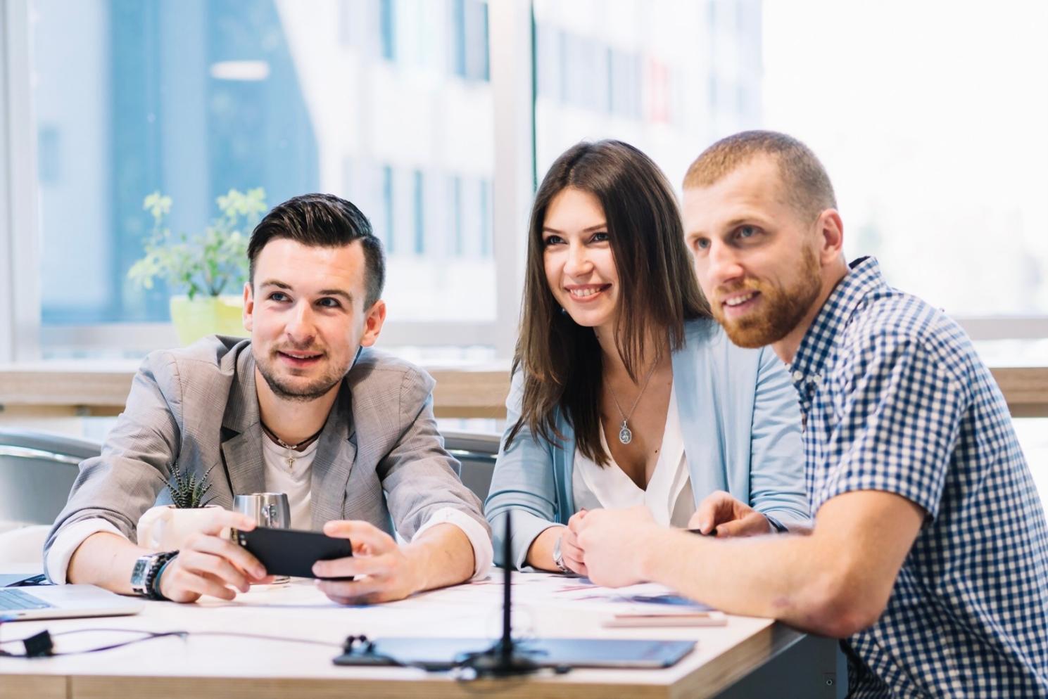 Formation interactive en techniques de vente avec groupe d'apprenants